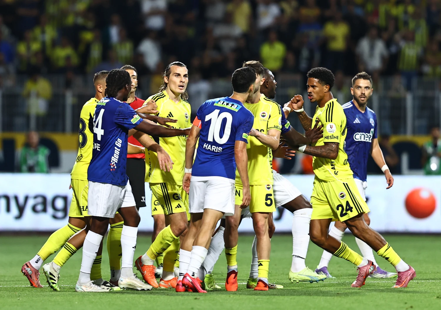 Kasımpaşa ile Fenerbahçe 1-1 berabere kaldı