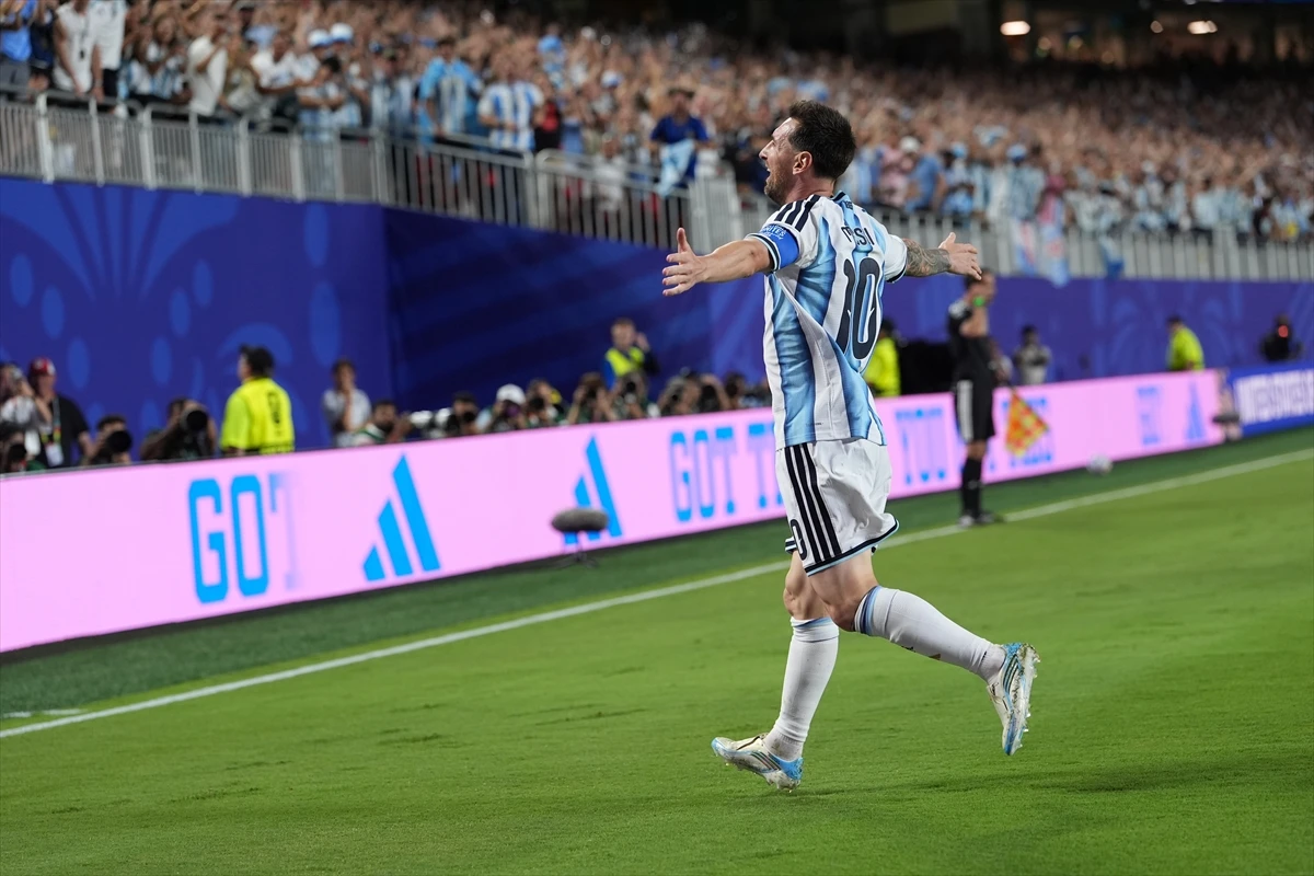 Arjantinli yıldız Messi "Dünya Kupası'nda en çok gol atan" ikinci oyuncu oldu