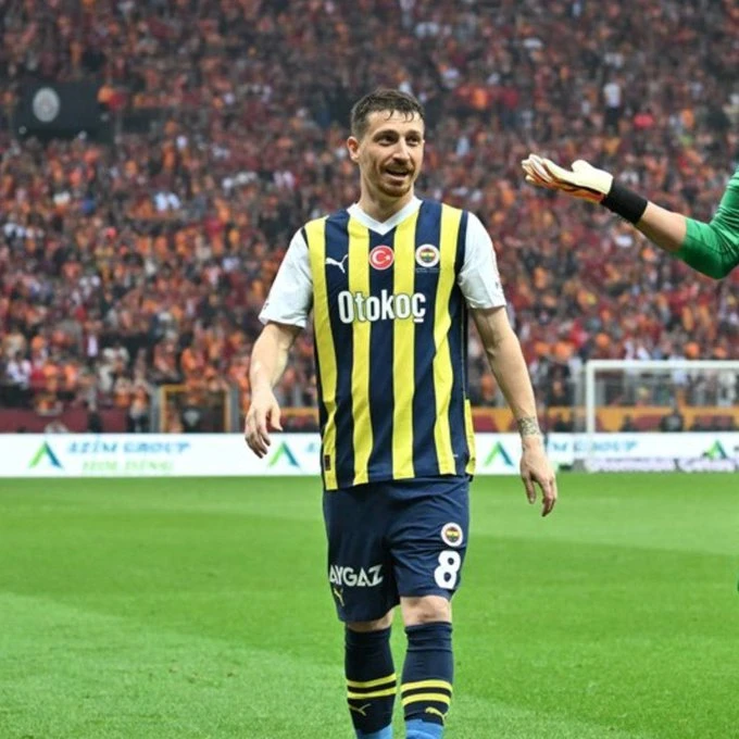 PFDK'den Fenerbahçeli futbolcu Mert Hakan Yandaş'a 3 maç men cezası