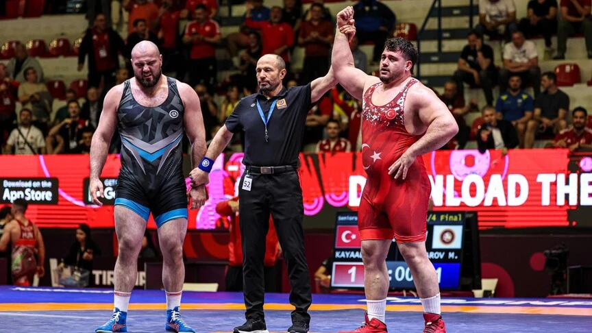 Rıza Kayaalp, Avrupa Güreş Şampiyonası'nda finale yükseldi