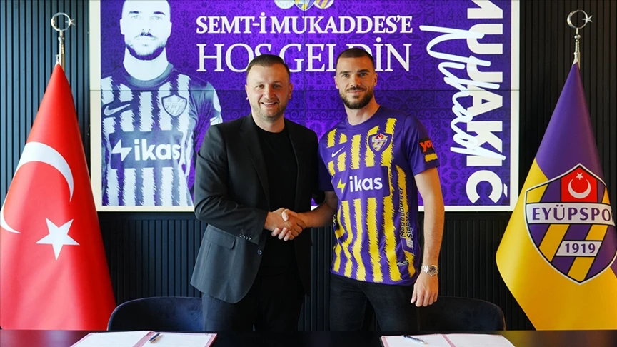 Eyüpspor, Bosna Hersekli futbolcu Mujakic'i kadrosuna kattı