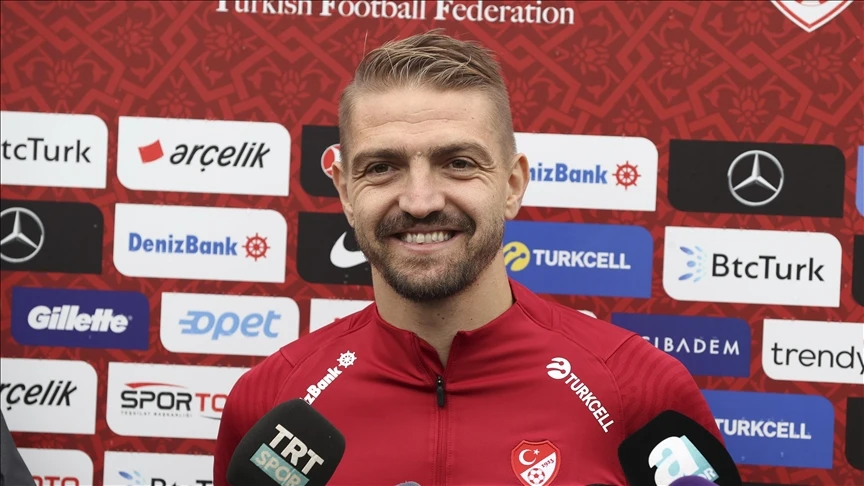 Sakaryaspor, Caner Erkin'i renklerine bağladı