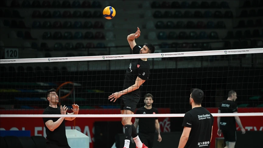 Ziraat Bankkart Voleybol Takımı, kulüp tarihinin ilk Avrupa kupası için sahaya çıkacak